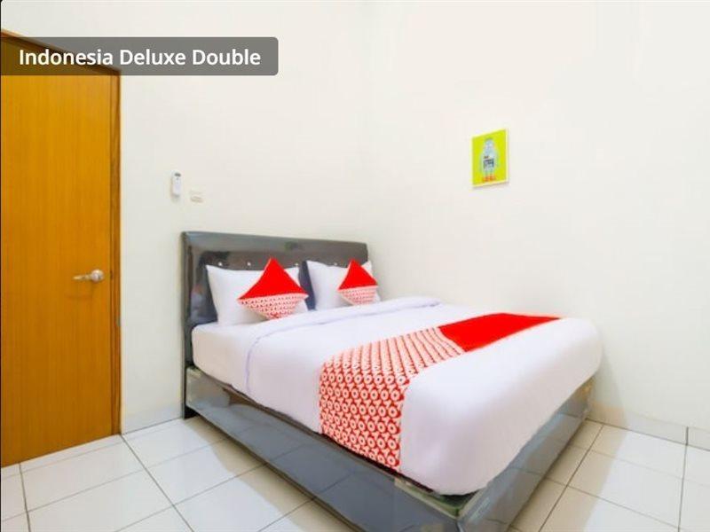 Hotel O Syariah Tasikmalaya Near Universitas Siliwangi Formerly Siliwangi Guest House Екстер'єр фото